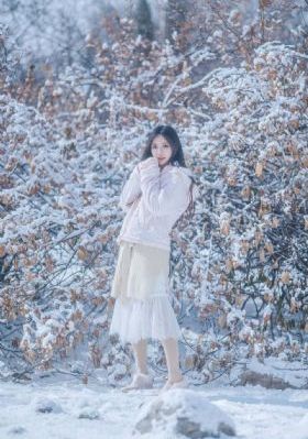 日韩美女撒尿视频免费观看网站_4K高清免费观看